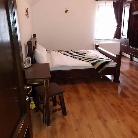 Hanul Tentea Guest house